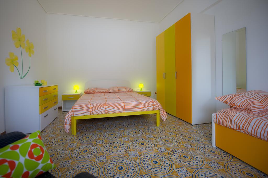 B&B Fiori Gialli Caucana Santa Croce Camerina Oda fotoğraf